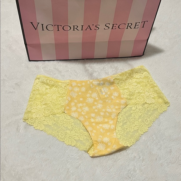 NWT Victoria's Secret PINK bundle of 3 Lace Panties Size XL - Picture 6 of 9